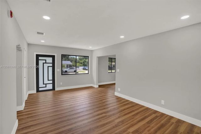 3 of 34 - 555 Nw 124th Street, North Miami, FL