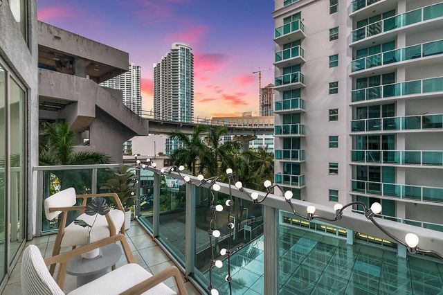3 of 35 - 41 Se 5th Street ##417, Miami, FL