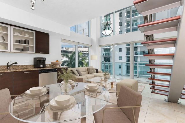 4 of 35 - 41 Se 5th Street ##417, Miami, FL