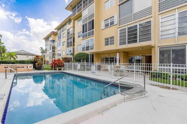 2 of 25 - 4100 Crystal Lake Drive #110, Deerfield Beach, FL