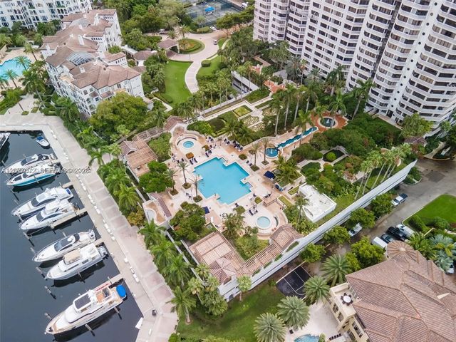 2 of 13 - 2000 Island Boulevard #908, Aventura, FL