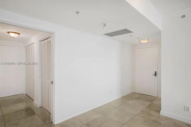 4 of 39 - 325 Ne Biscayne Boulevard #1923, Miami, FL