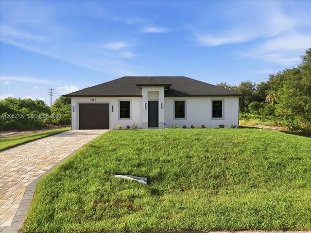 3 of 36 - 758 Long Distance Lane, Lehigh Acres, FL