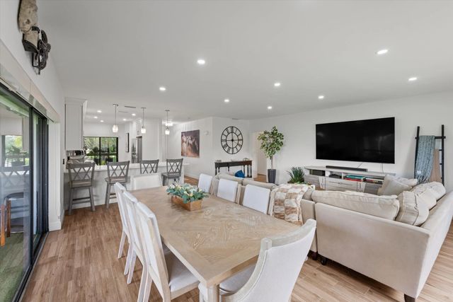 4 of 26 - 13400 Polo Rd W #203, Wellington, FL