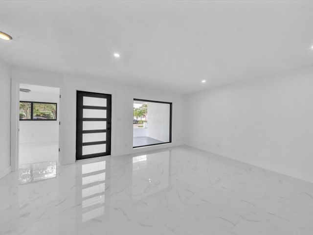 4531 Sw 20th Street, West Park