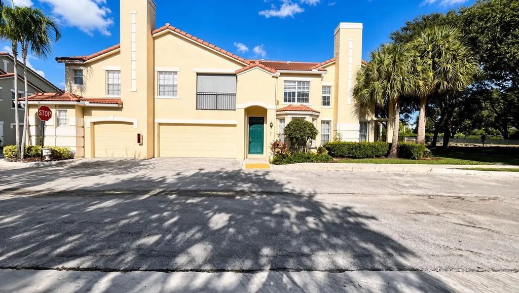 106 Belmont Place, Boynton Beach