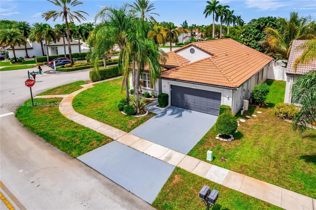 17971 Sw 12th Court, Pembroke Pines