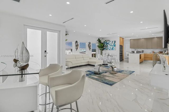5 of 13 - 31450 Avenue G, Big Pine Key, FL