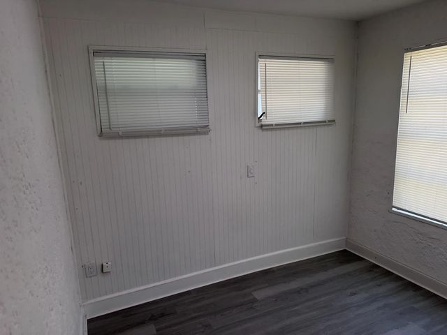 3 of 23 - 326 N 14th Street, Fort Pierce, FL