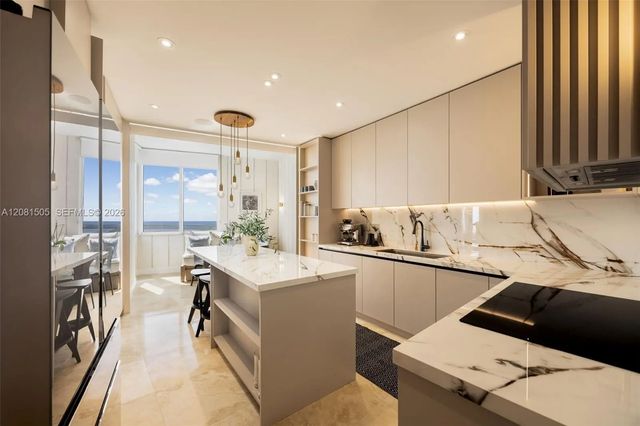 901 Brickell Key Boulevard #3708, Miami