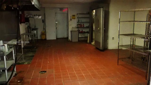 5 of 6 - 1560 Ne 165th Street #1560-62, North Miami Beach, FL