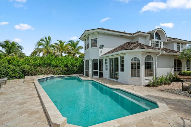 4 of 29 - 2467 Muir Circle, Wellington, FL
