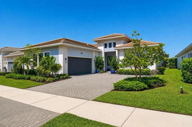 15745 Cresswind Place, Westlake