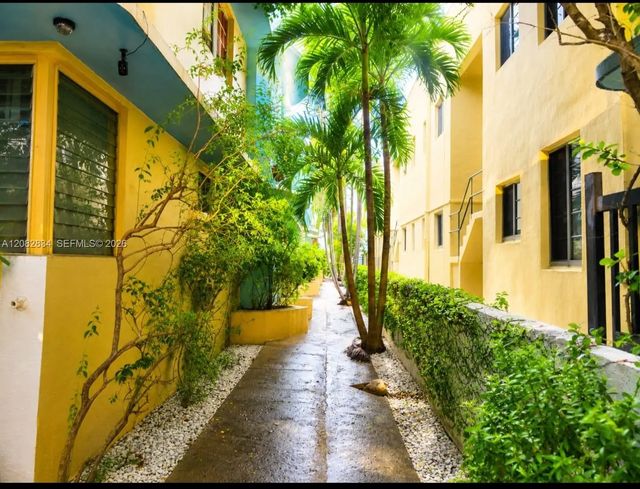 3 of 10 - 1351 Meridian Avenue #8, Miami Beach, FL