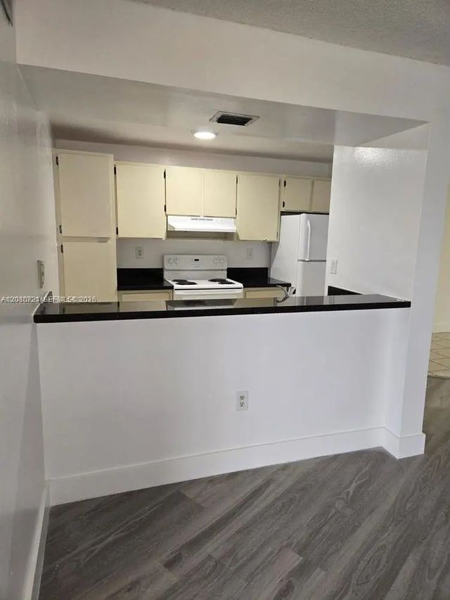 4 of 17 - 6955 Nw 186th Street #f205, Hialeah, FL