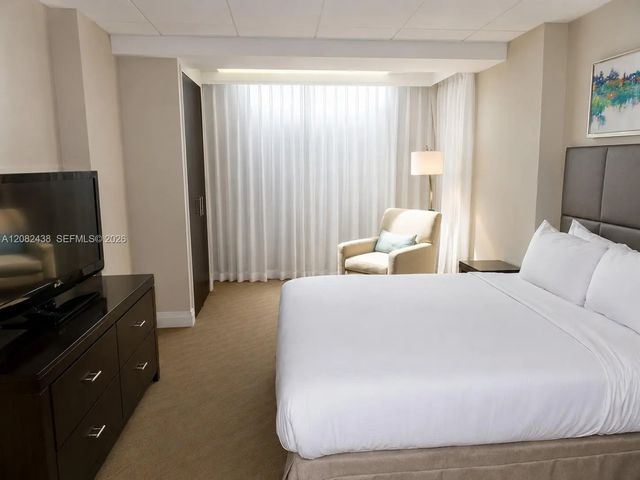 4 of 26 - 2670 E Sunrise Boulevard #1419, Fort Lauderdale, FL
