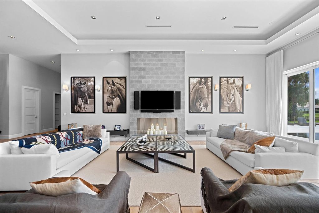 2440 Golf Brook Drive, Wellington