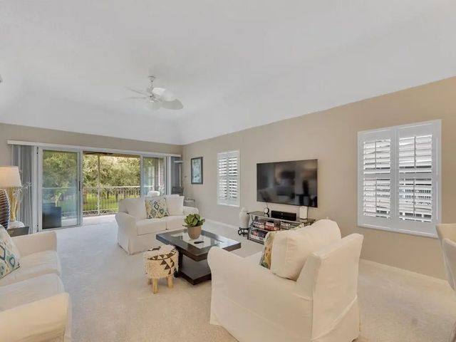3 of 59 - 131 E Park Shores Circle #10e, Indian River Shores, FL