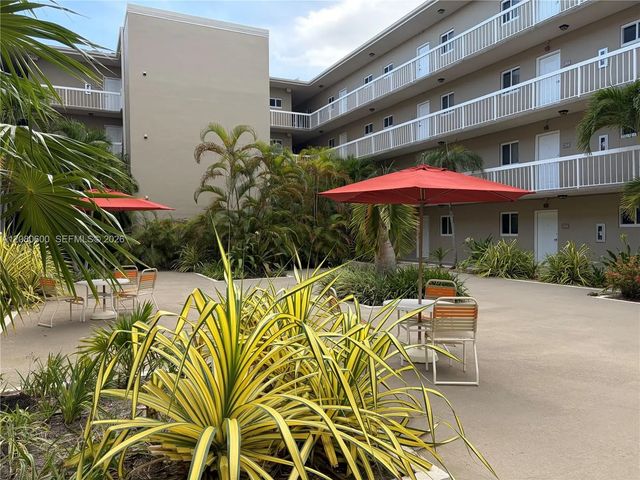 7703 Camino Real #a106, Miami