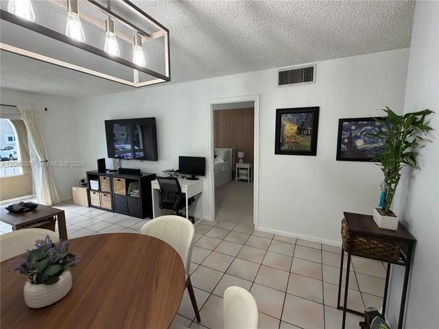 3 of 23 - 7703 Camino Real #a106, Miami, FL