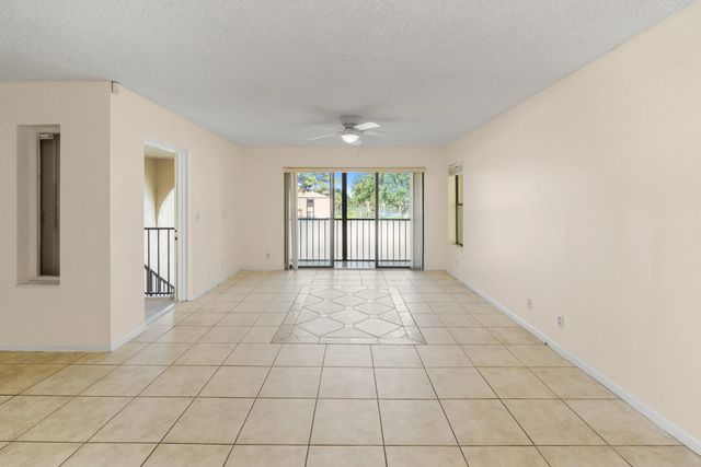 2 of 18 - 706 Sunny Pine Way #e2, Greenacres, FL