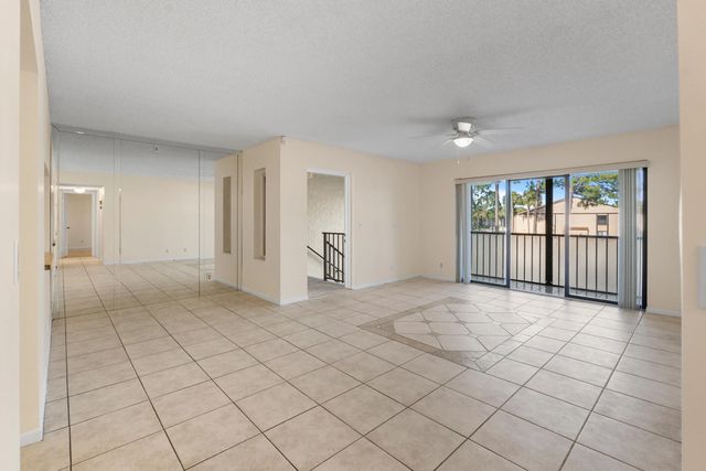 3 of 18 - 706 Sunny Pine Way #e2, Greenacres, FL