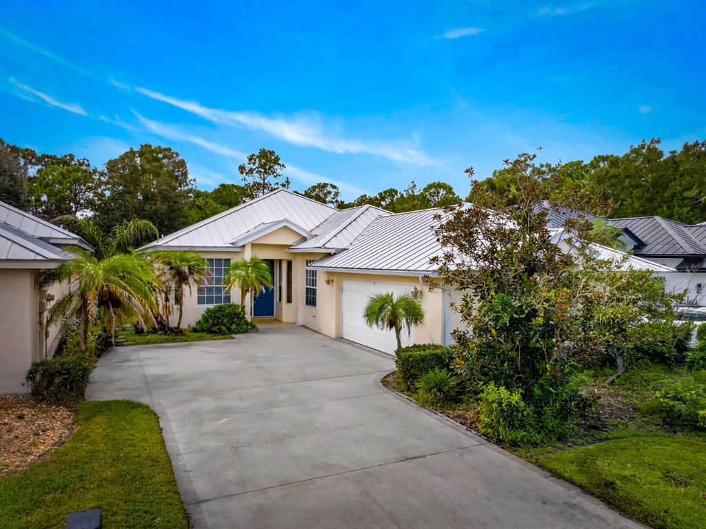 9437 Poinciana Court, Fort Pierce