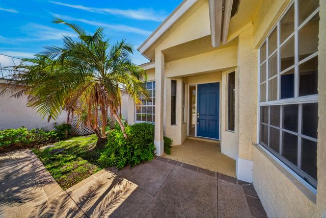 2 of 38 - 9437 Poinciana Court, Fort Pierce, FL