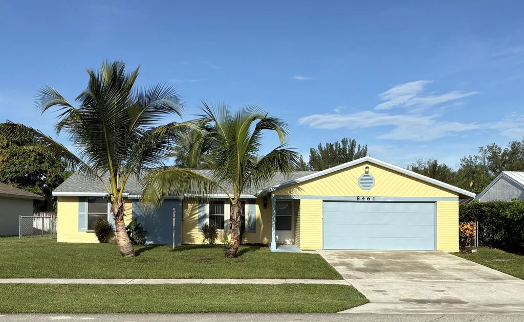 8461 Theresa Road, Boynton Beach