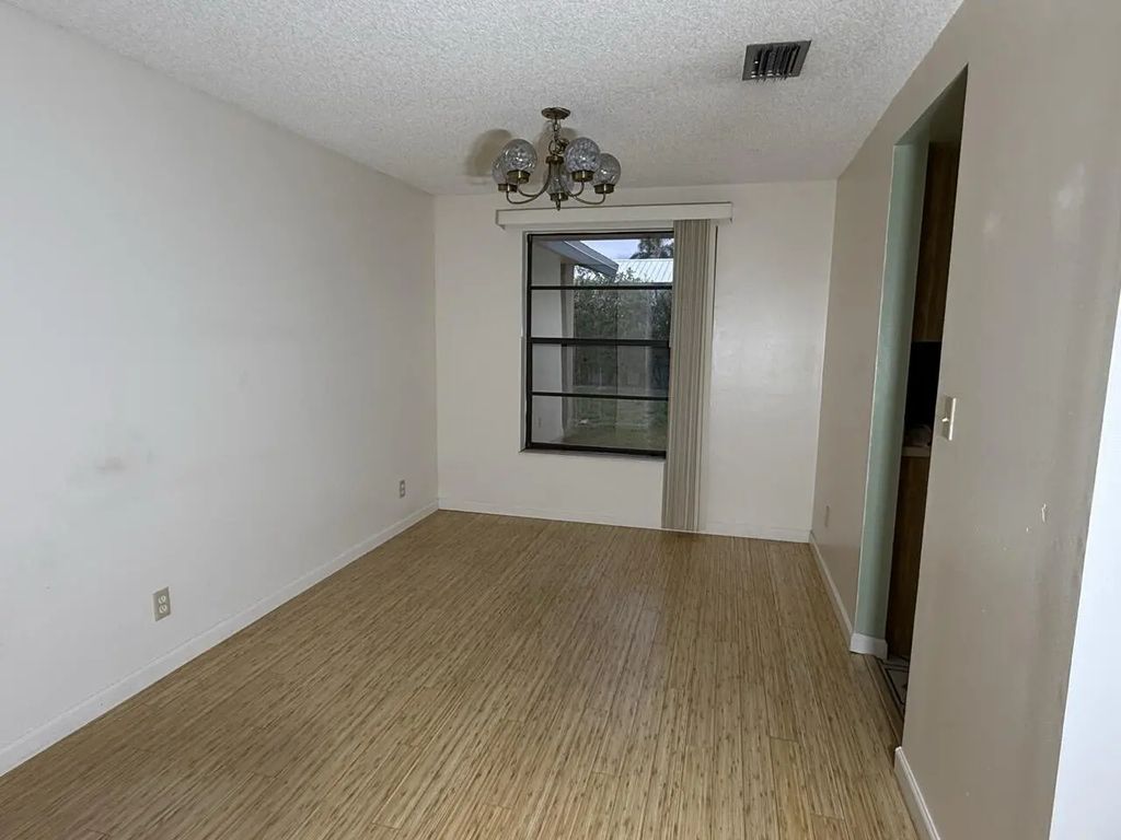 8461 Theresa Road, Boynton Beach