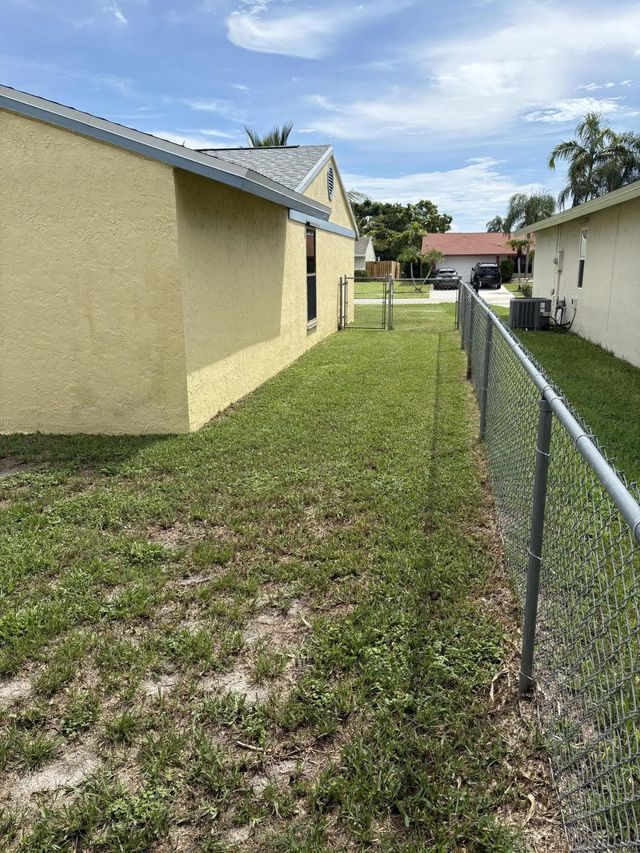 4 of 5 - 8461 Theresa Road, Boynton Beach, FL