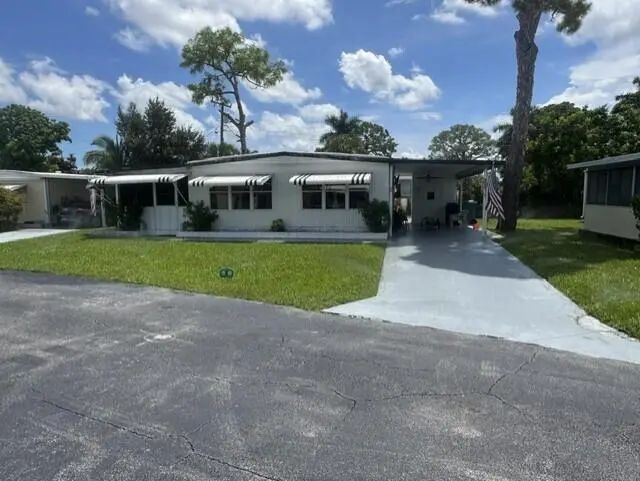 4 of 33 - 4042 Royal Manor Boulevard, Boynton Beach, FL
