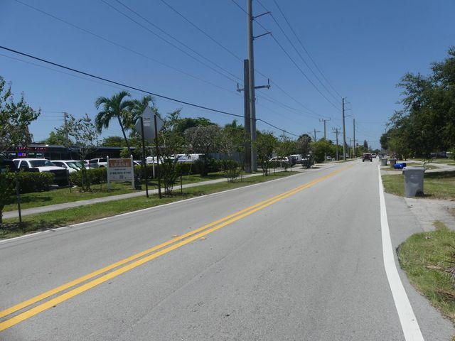 4 of 10 - 131 Sw 15th Street #1-3, Pompano Beach, FL