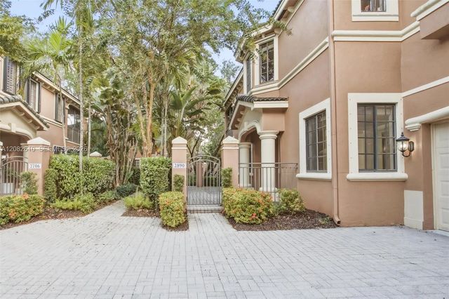 2 of 35 - 2890 Kinsington Circle #22-1, Weston, FL