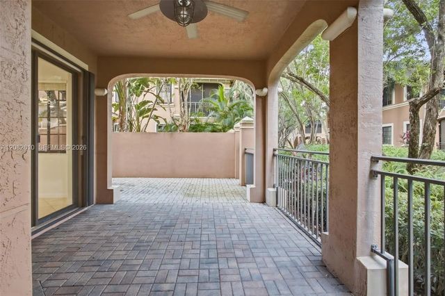 5 of 35 - 2890 Kinsington Circle #22-1, Weston, FL