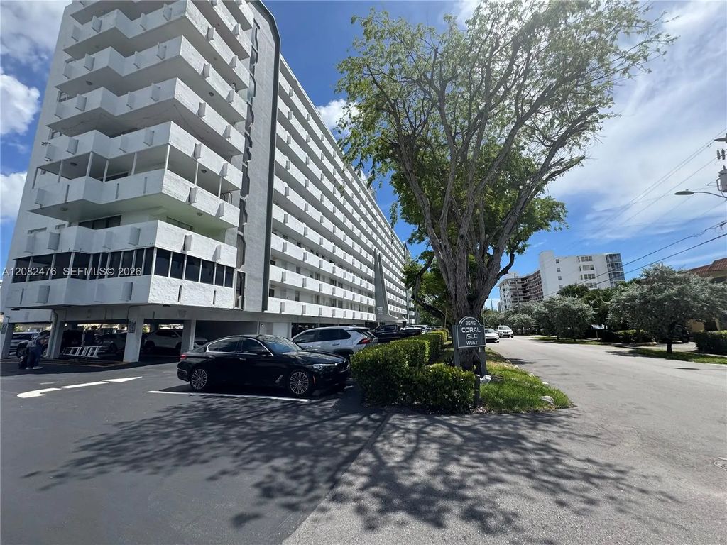 3545 Ne 166th Street #703, North Miami Beach