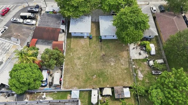 2 of 18 - 10215 Sw 184th Street, Cutler Bay, FL