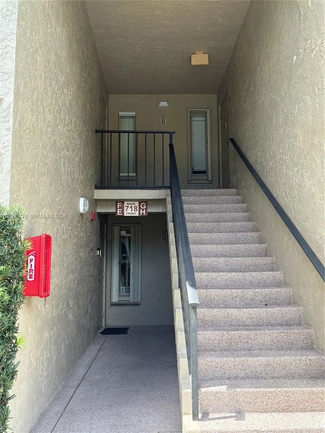 2 of 24 - 718 Sunny Pine Way #f2, Greenacres, FL