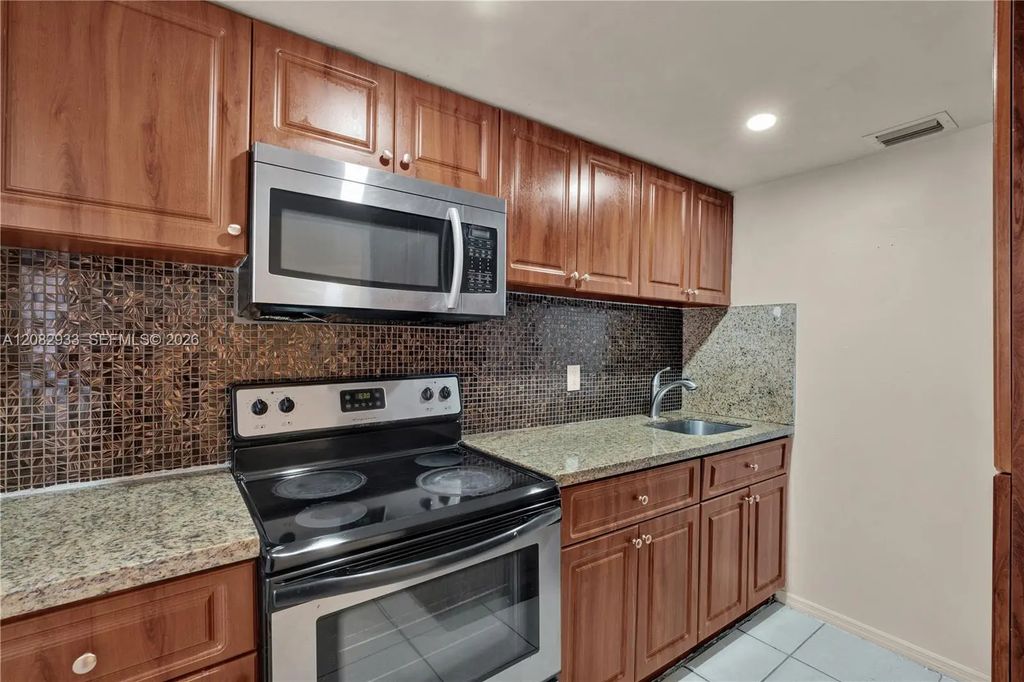 2145 Sw 7th Street #3, Miami