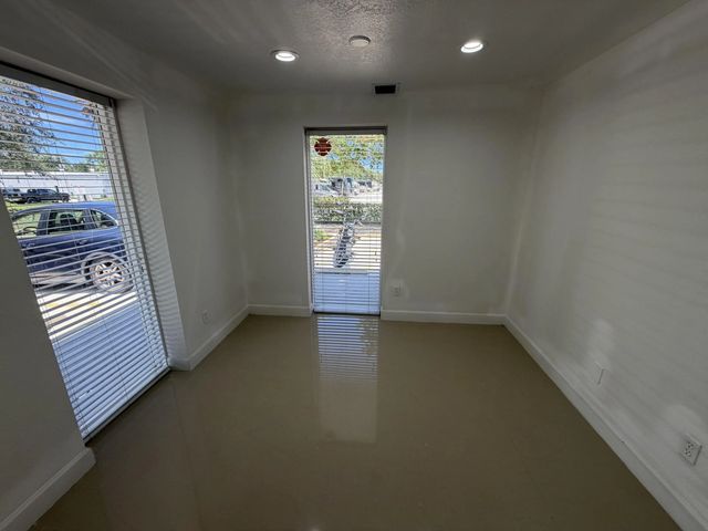 2 of 8 - 500 Commerce Way W #6-7, Jupiter, FL