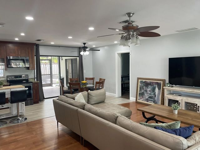 4 of 22 - 2620 Ne 19th Street, Pompano Beach, FL