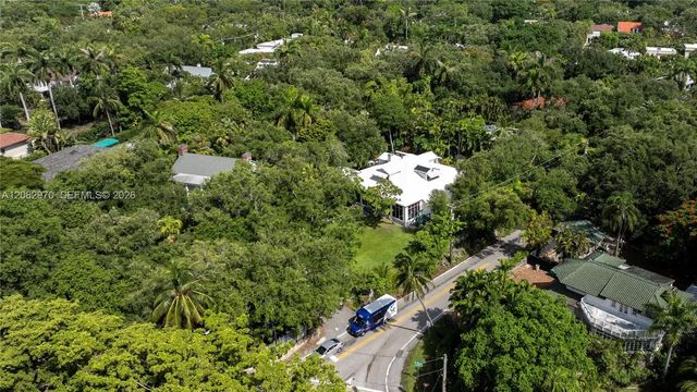 3 of 7 - 1701 S Bayshore Drive, Miami, FL