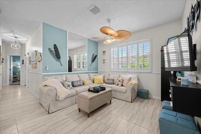 5 of 20 - 113 Lighthouse Circle #c, Tequesta, FL