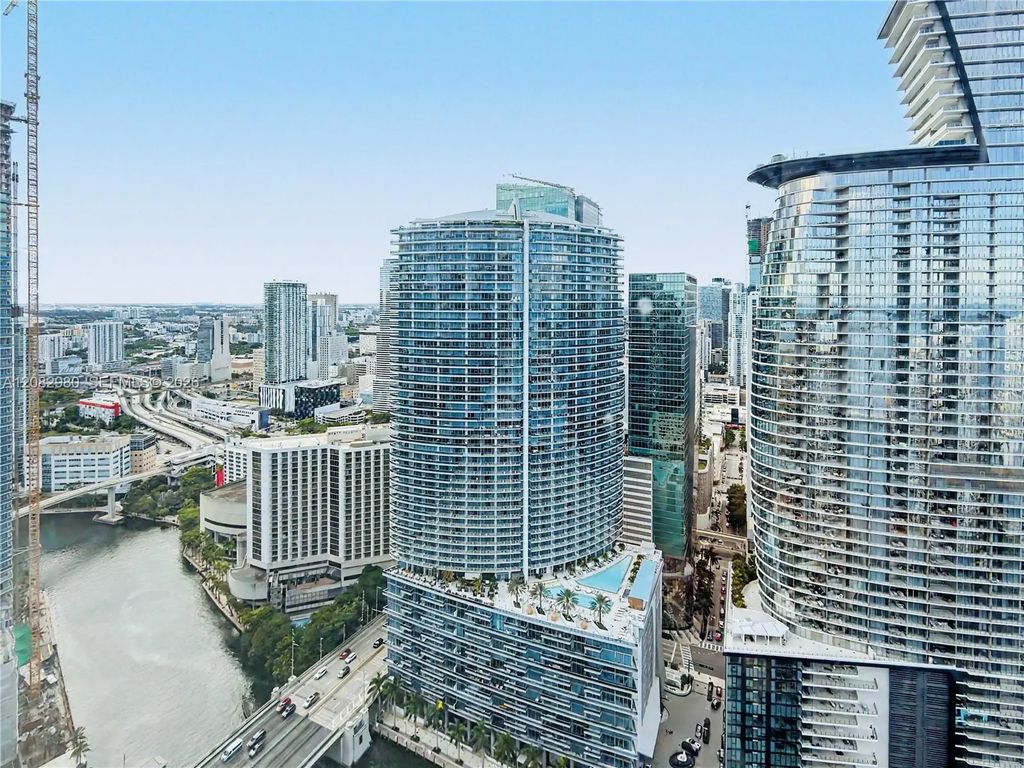 475 Brickell Avenue #4610, Miami