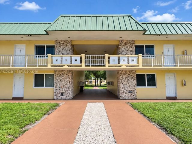 505 Nw 177th Street #128, Miami Gardens