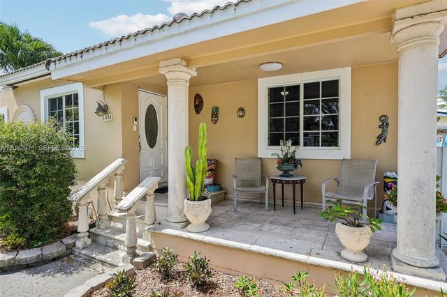 5 of 49 - 6531 Sw 20th Street, West Miami, FL