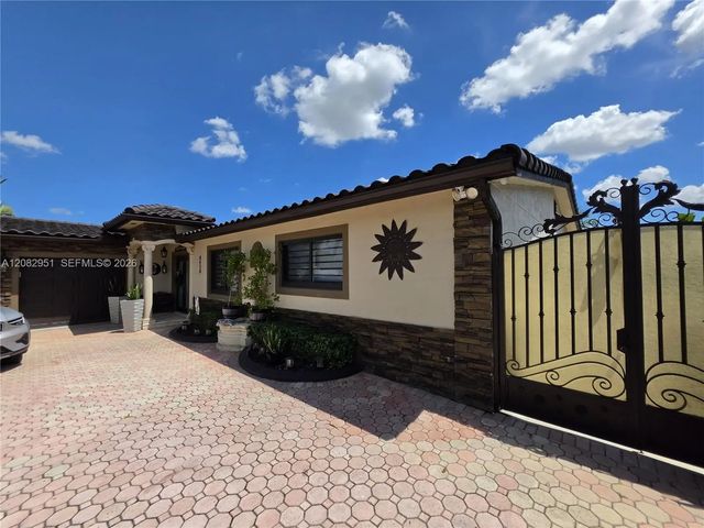 5 of 82 - 8450 Nw 178th Street, Hialeah, FL