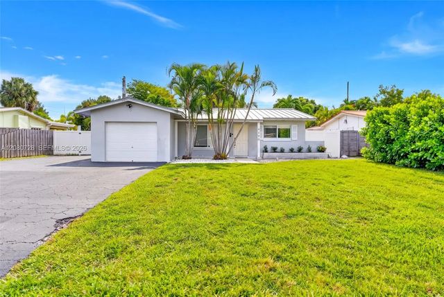 3 of 33 - 4490 Nw 19th Way, Oakland Park, FL