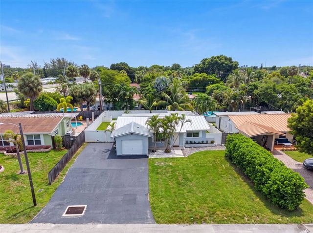 4 of 33 - 4490 Nw 19th Way, Oakland Park, FL