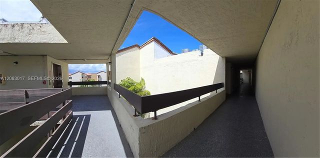 5 of 40 - 8933 Sw 123rd Court #401, Miami, FL